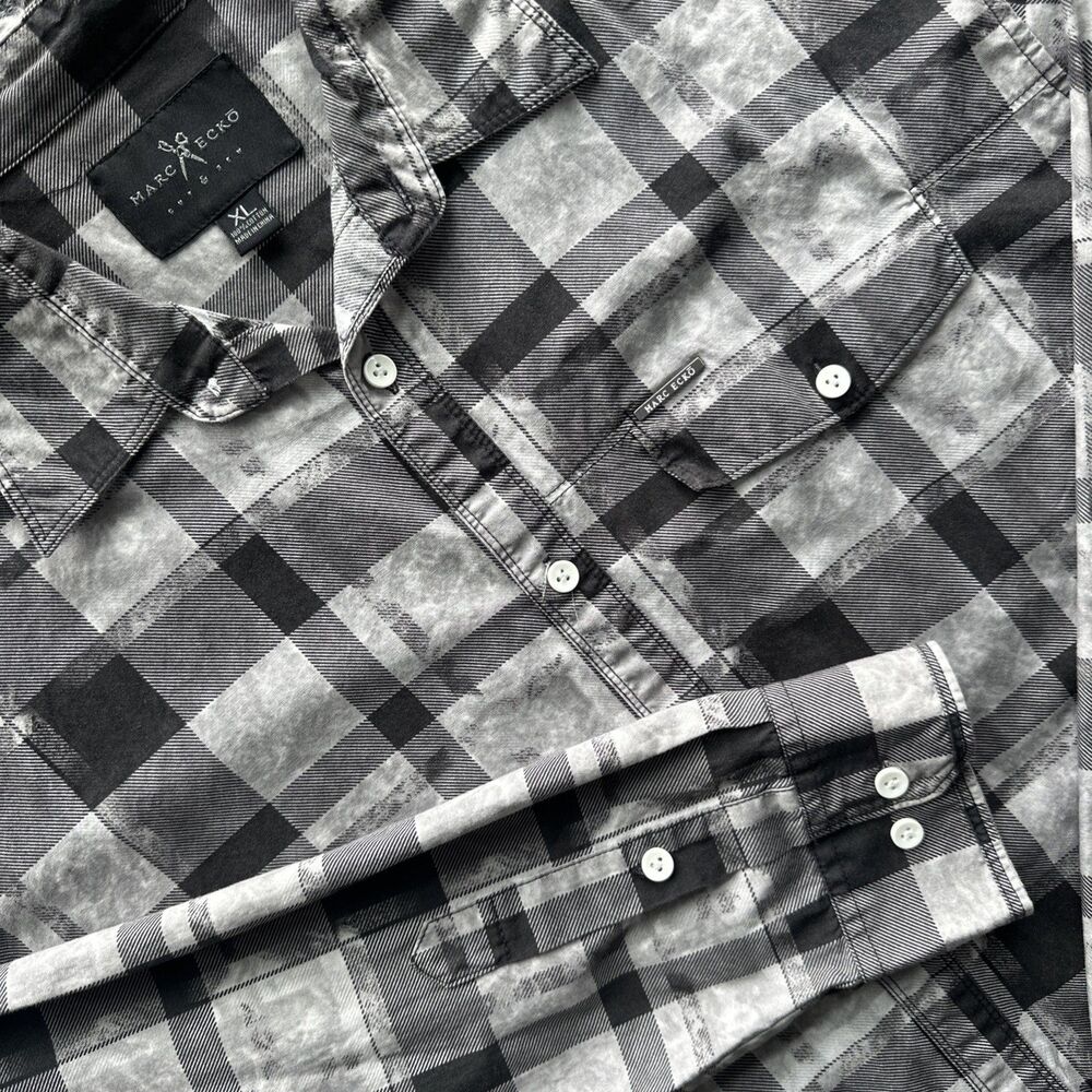Marc Ecko Cut & Sew Mens XL Gray Faded Plaid Short Sleeve Button Up Shirt Cotton